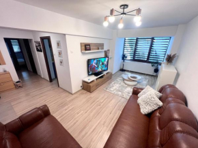 CRISTAL Home Boutique Apartment 1 - Confort, Spatios, Linistit, Zona de interes